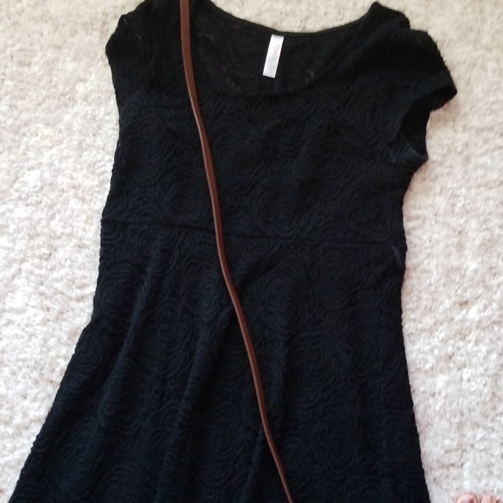 Black lace knee length maternity dress